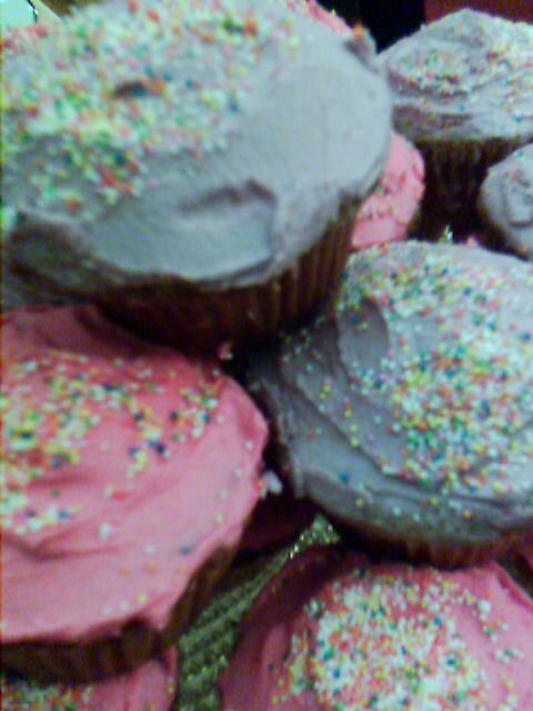 Cup cakes.jpg